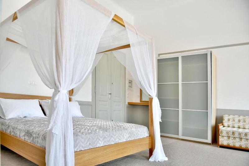 Douskos Guesthouse هيدرا المظهر الخارجي الصورة